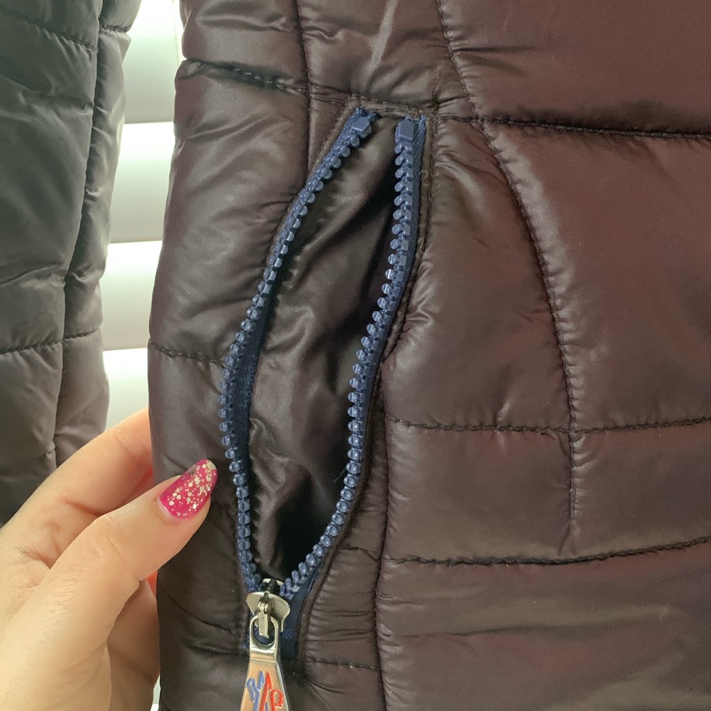 Puffer Jacket - Picture 4 of 9